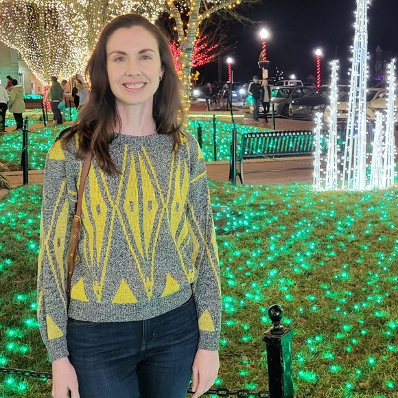 Welcome to my closet - Picture 1 of 1